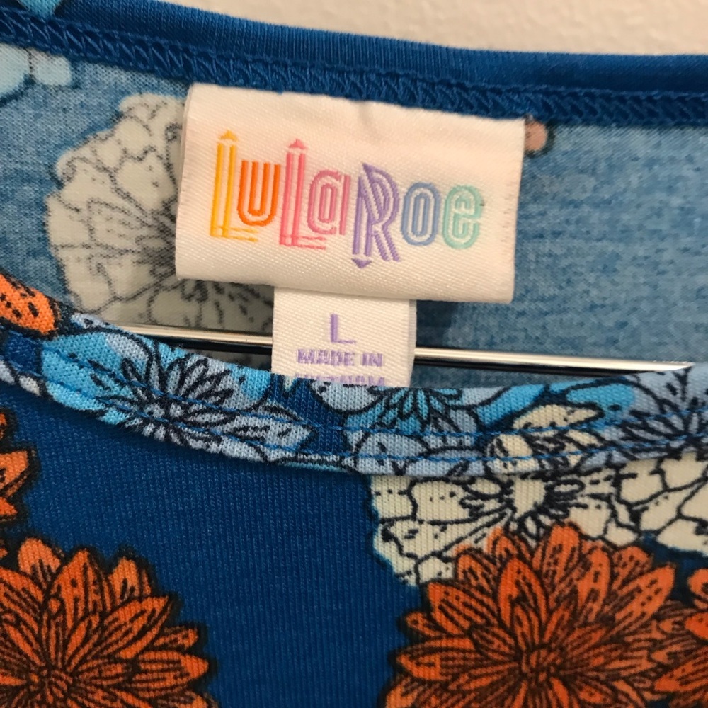 NWT Lularoe Irma Tunic Large American Flag blue white flowers floral - Picture 4 of 8